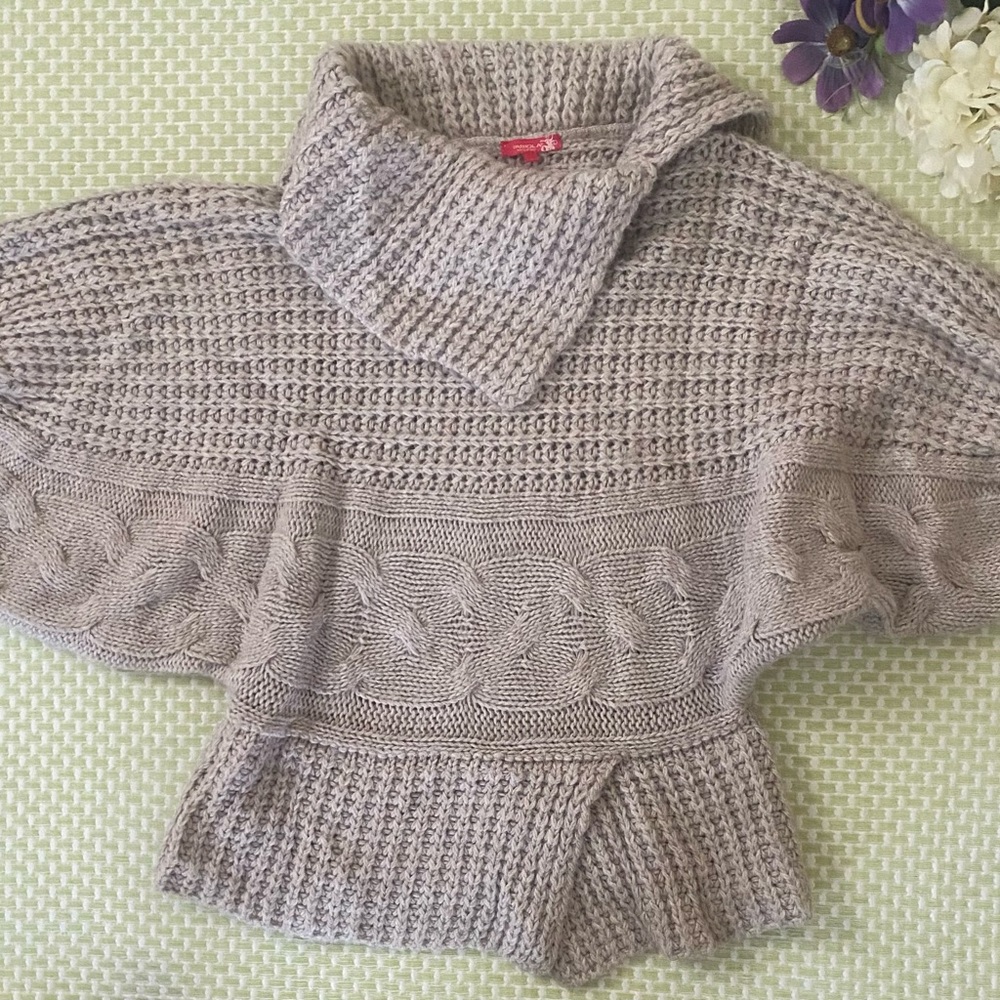 🌲Fabiola Women’s Italian Couture Sweater🌲